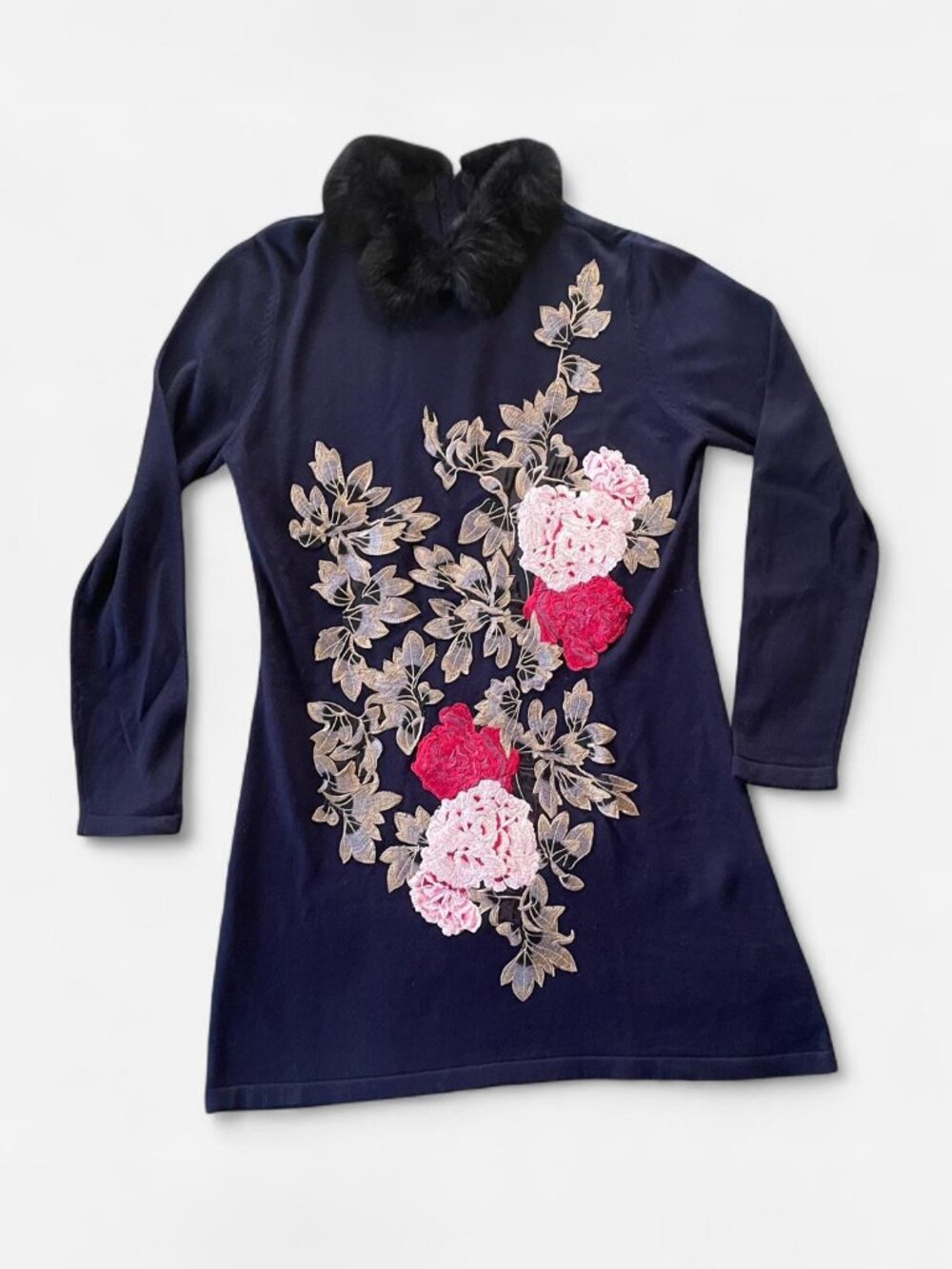 Fannijing Couture Wool Dress with Embroidered Flowers and a Faux Fur Collar